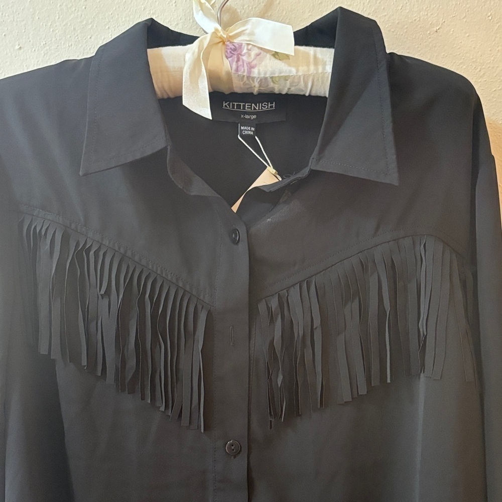 Kittenish Fringe Button Down- NWT! - Picture 2 of 10